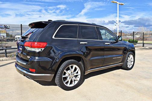 2016 Jeep Grand Cherokee Summit