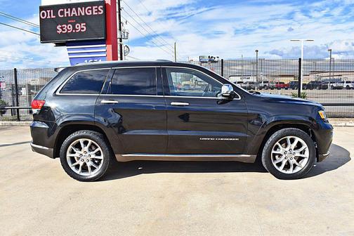 2016 Jeep Grand Cherokee Summit