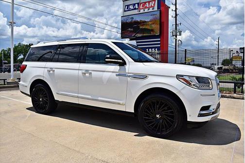 2020 Lincoln Navigator Standard