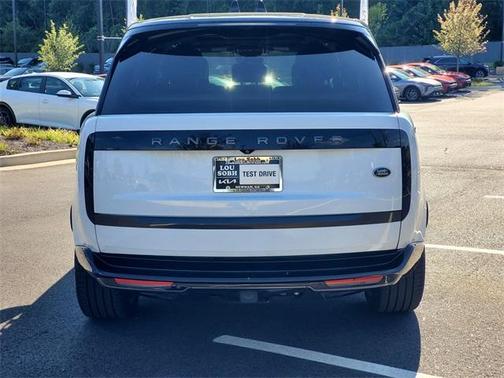 2023 Land Rover Range Rover P530 SE