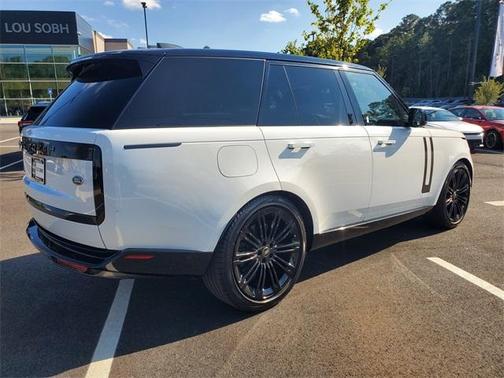 2023 Land Rover Range Rover P530 SE
