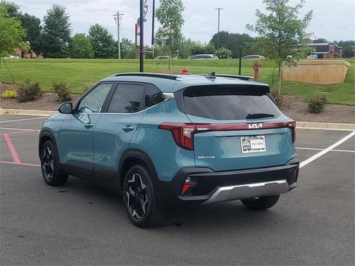 2025 Kia Seltos EX