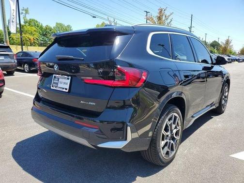 Black Sapphire Metallic 2024 BMW X1 xDrive28i