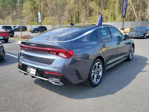2022 Kia K5 EX