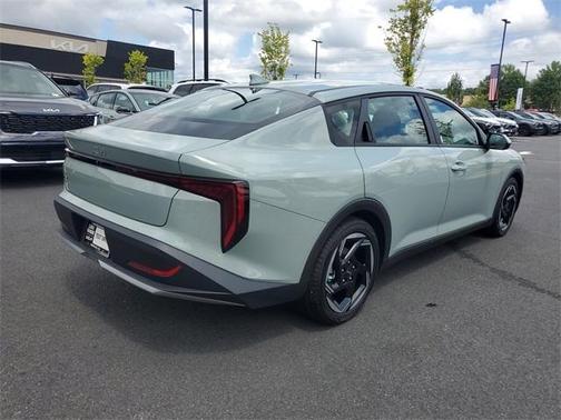 2025 Kia K4 EX