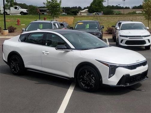 2025 Kia K4 GT-Line Turbo