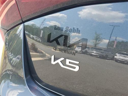 2025 Kia K5 LXS