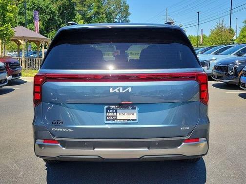 Astra Blue 2026 Kia Carnival Hybrid SX
