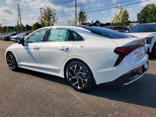 2025 Kia K5 EX