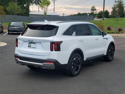 2025 Kia Sorento S