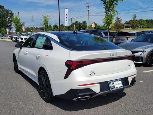 Snow White Pearl 2026 Kia K5 GT