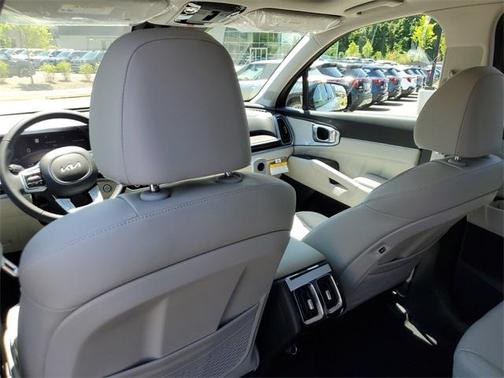 2025 Kia Sorento X-Line SX