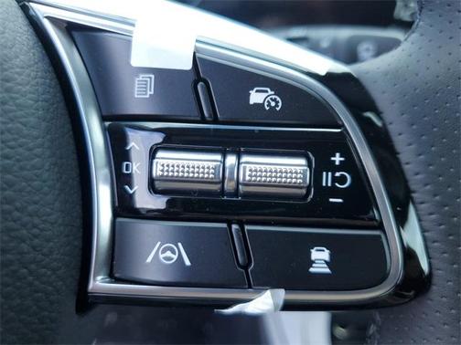 2025 Kia Seltos SX