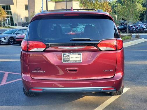 2017 Chrysler Pacifica Limited
