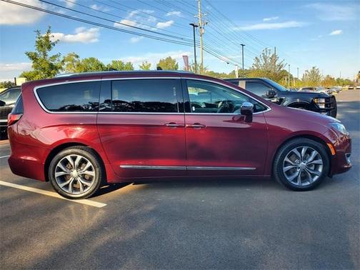 2017 Chrysler Pacifica Limited