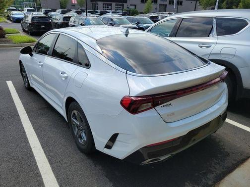 Glacial White Pearl 2023 Kia K5 LXS
