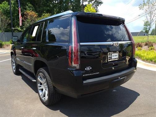 2020 Cadillac Escalade Luxury