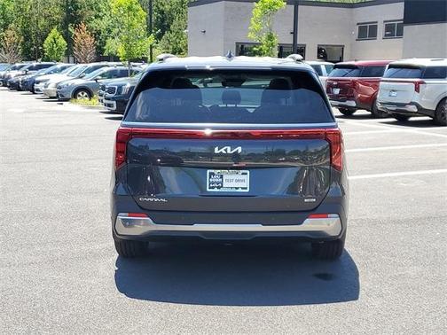 2025 Kia Carnival Hybrid SX