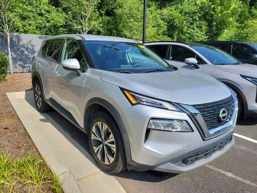 Brilliant Silver Metallic 2022 Nissan Rogue SV