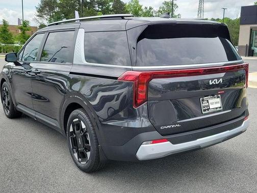 Metal 2026 Kia Carnival EX