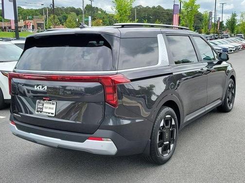 Metal 2026 Kia Carnival EX