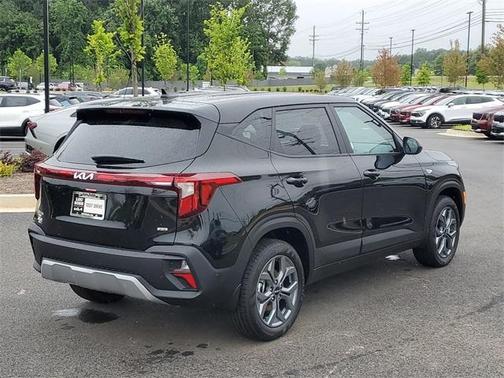 2025 Kia Seltos LX