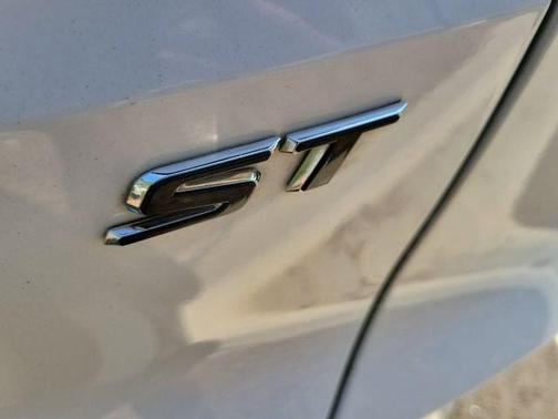 Summit White 2024 Buick Envista Sport Touring