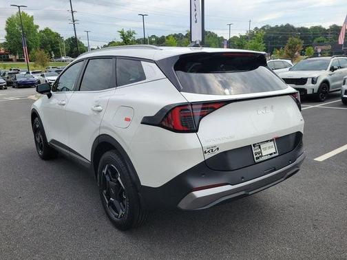 Snow White Pearl 2026 Kia Sportage Hybrid EX