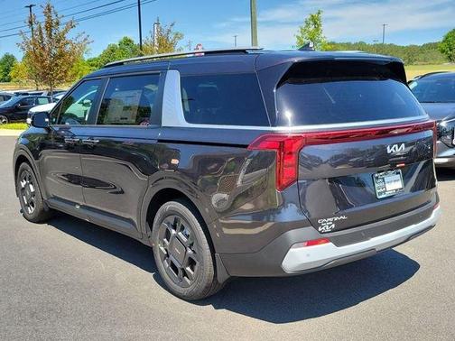Metal 2026 Kia Carnival Hybrid EX