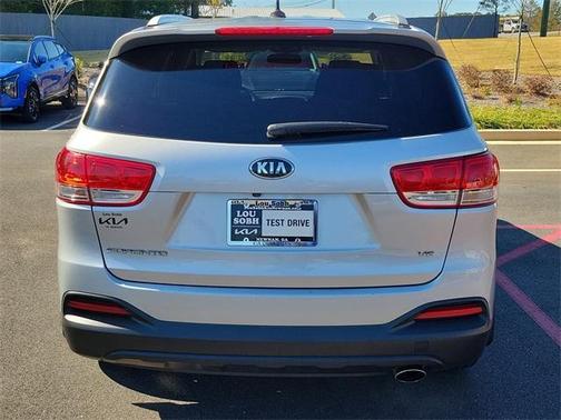 2016 Kia Sorento LX