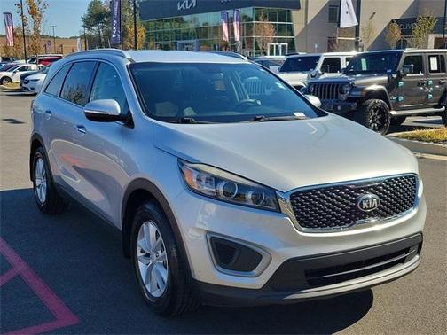 2016 Kia Sorento LX