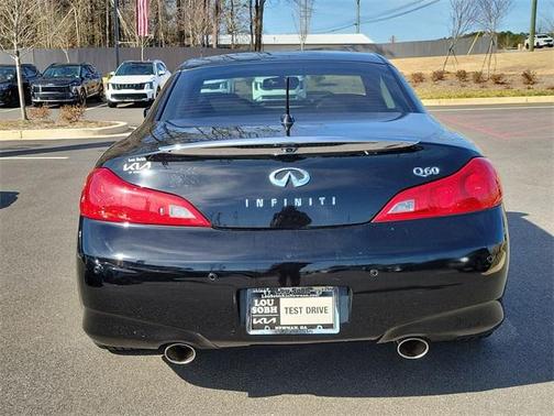 2014 INFINITI Q60 Base