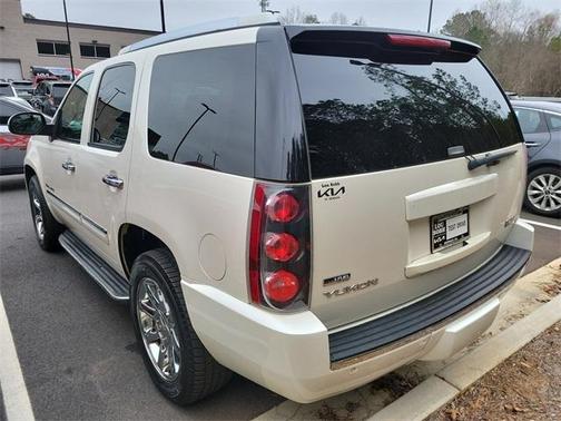 2009 GMC Yukon Denali