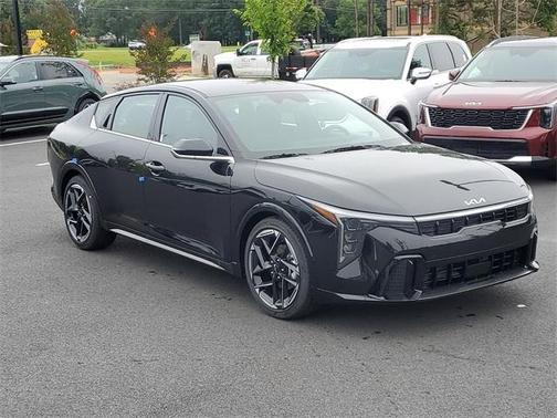 2025 Kia K4 GT-Line