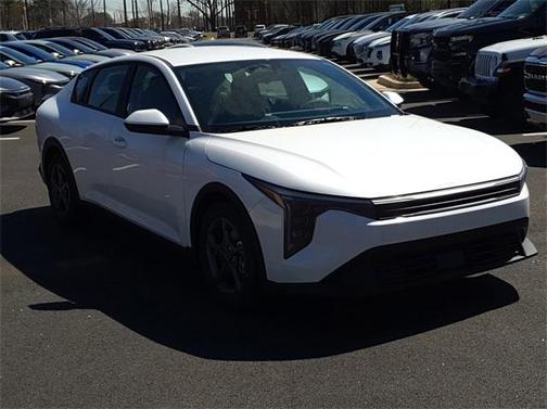 2025 Kia K4 LXS