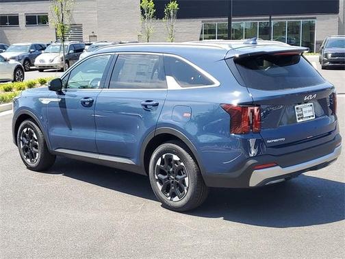 2025 Kia Sorento S