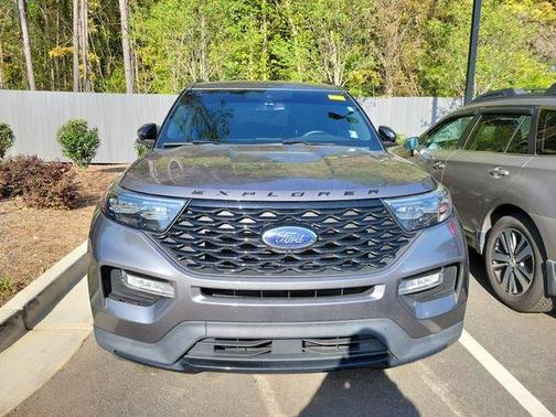 Carbonized Gray Metallic 2022 Ford Explorer ST-Line