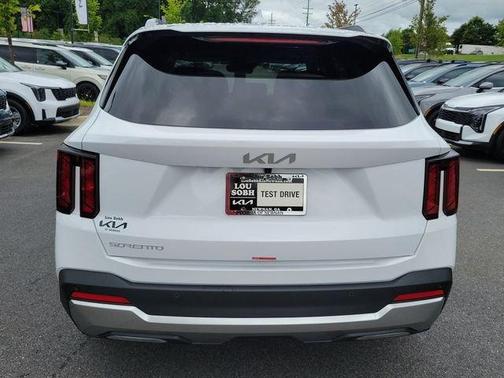 Glacial White Pearl 2026 Kia Sorento S