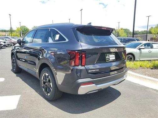 2025 Kia Sorento S