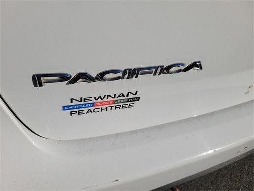 2021 Chrysler Pacifica Touring