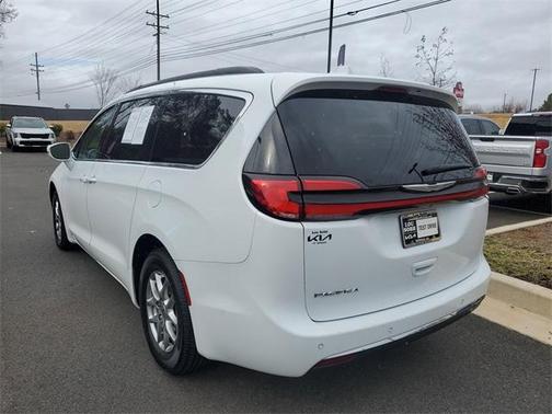 2021 Chrysler Pacifica Touring