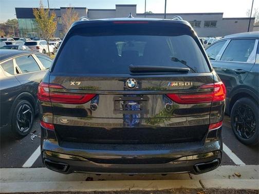 2021 BMW X7 M50i