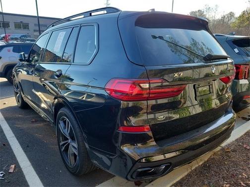 2021 BMW X7 M50i