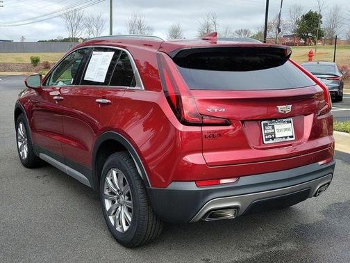 2020 Cadillac XT4 Premium Luxury