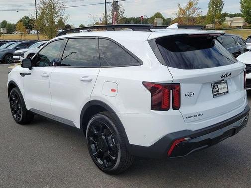 Glacial White Pearl 2026 Kia Sorento X-Line SX Prestige