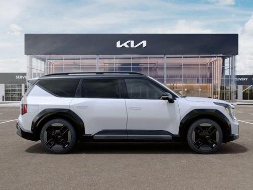 Glacier White 2026 Kia EV9 GT-Line