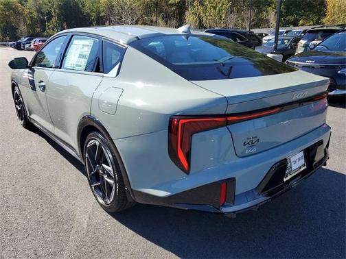 2025 Kia K4 GT-Line