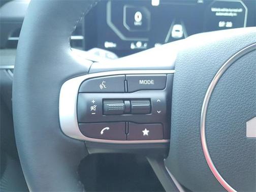 2025 Kia K5 EX