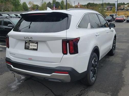 2026 Kia Sorento S