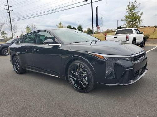 2025 Kia K4 GT-Line Turbo